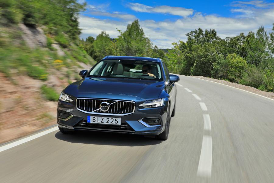  Volvo V60 D4 Inscription 2018 года  (WW) (фото 28 из 40)